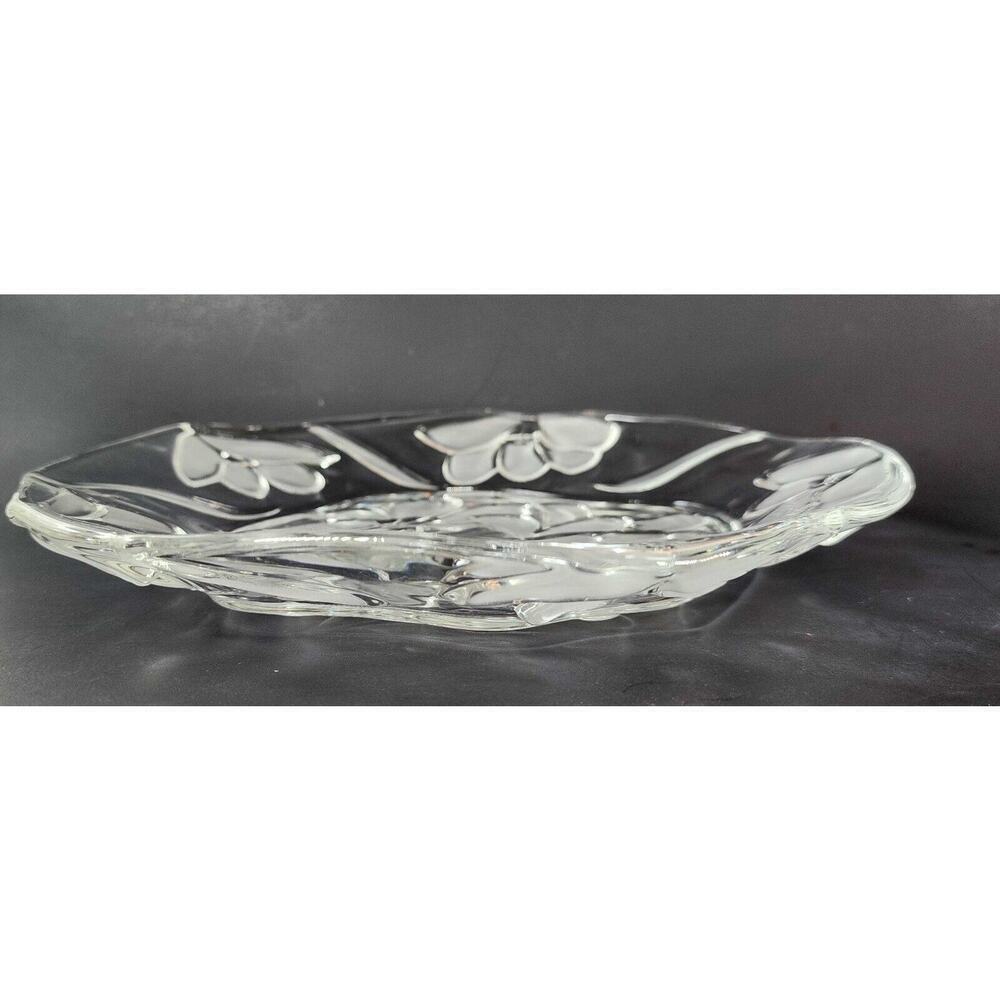 6 Embossed Floral Dinner Plate Clear Thick Glass Textured 8" Wavy Edge Stunning - Picture 8 of 16